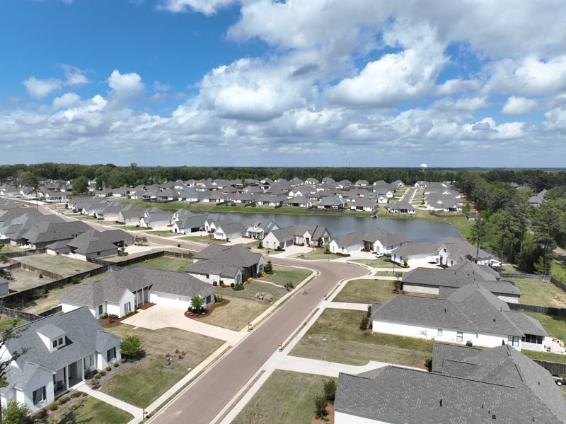 Wide aerial of Thornberry with pond